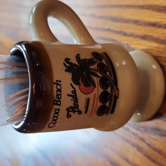 Cocoa Beach Toothpick Holder with Toothpicks - Picture 2 of 6